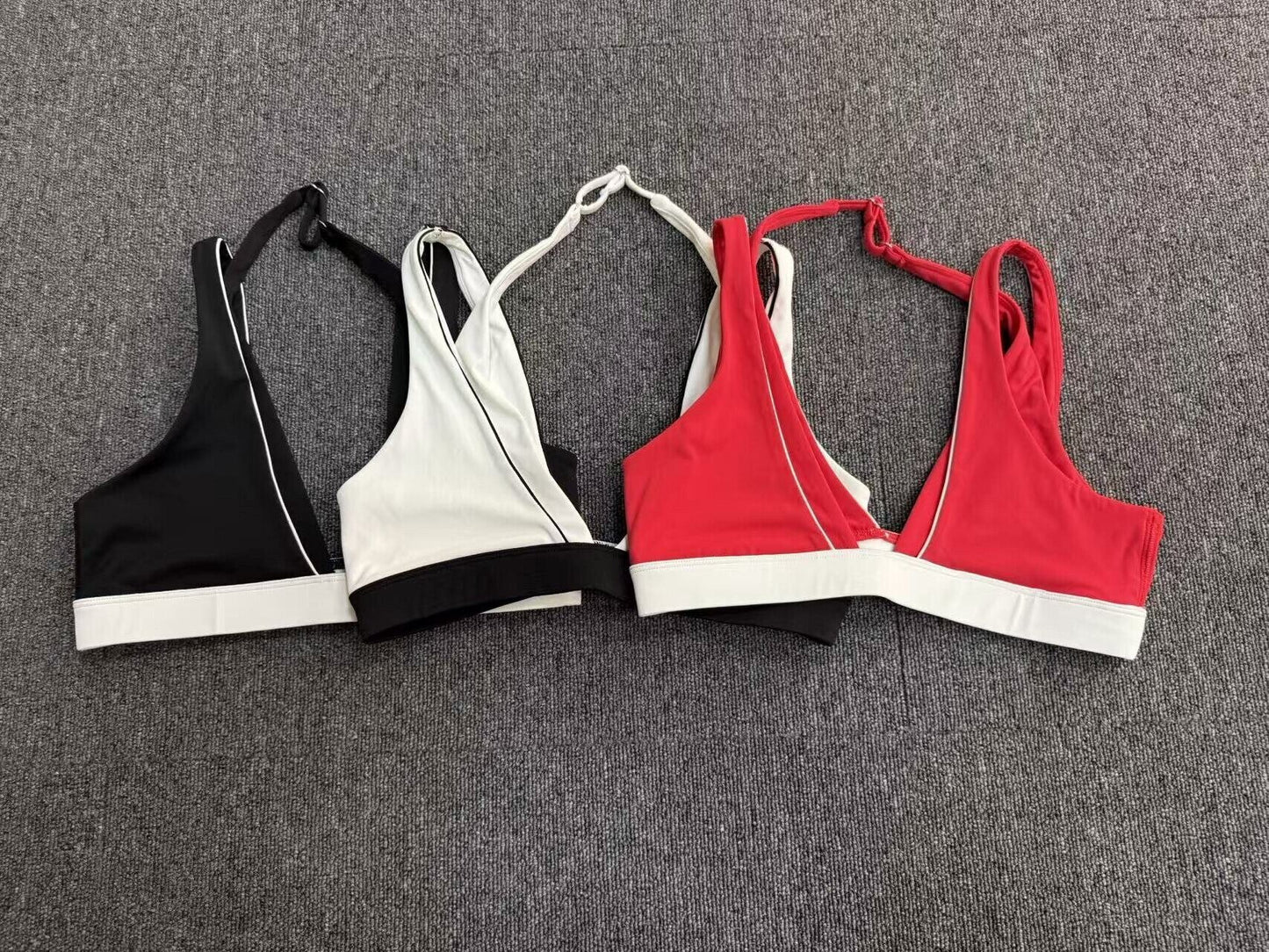 Color Contrast Patchwork Halter Yoga Bra Beauty Back Tight Sports Underwear Fitness Running Casual Yoga Clothes Women