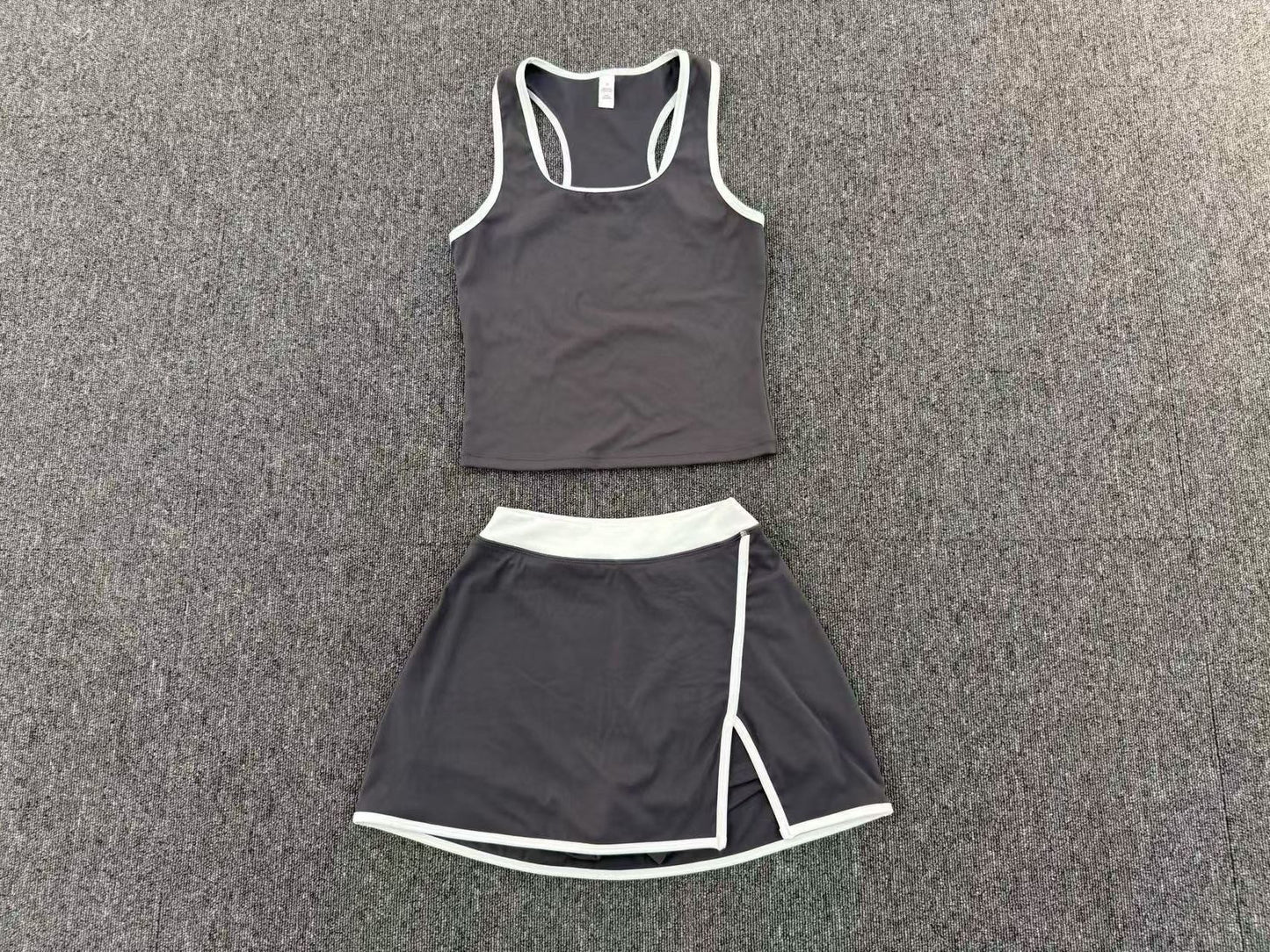 Autumn Sand Skirt Set Tennis Contrast Color Vest Fitness Exercise Yoga Set