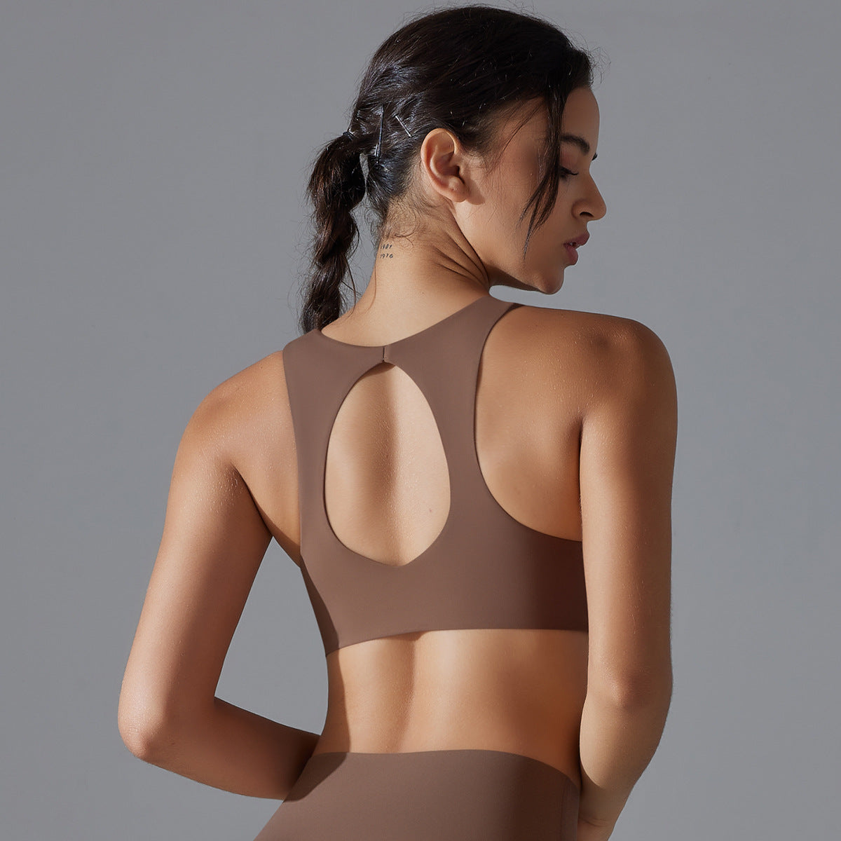 Sports Back Shaping Underwear Skin Friendly Nude Feel Breathable Sexy Hollow Out Cutout Yoga Vest Shockproof Push Up Yoga Bra
