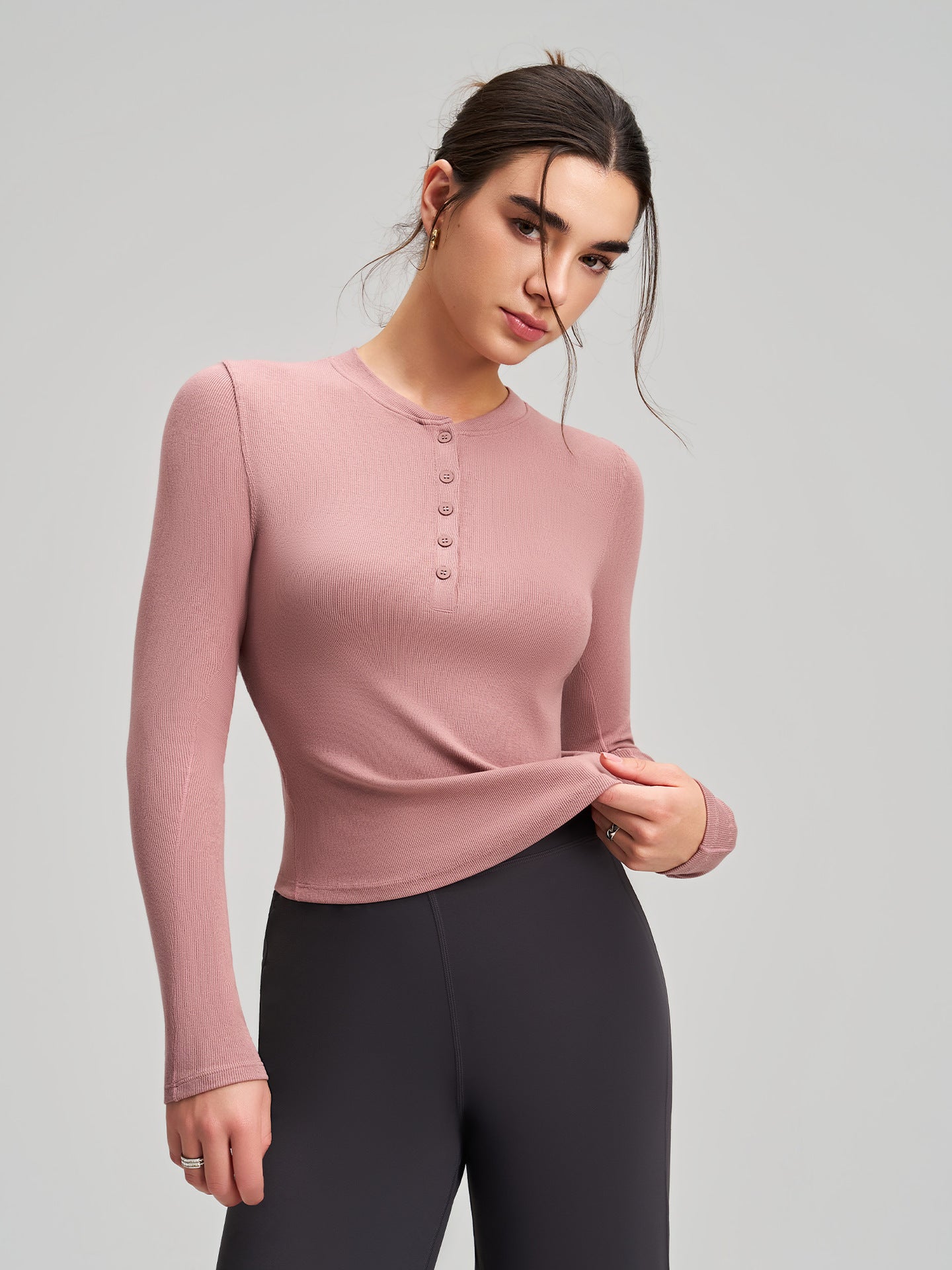 Yoga Long Sleeved Top Slim Fit Slimming Sports Henley Shirt Exercise Yoga Clothes Running Workout Long Sleeve