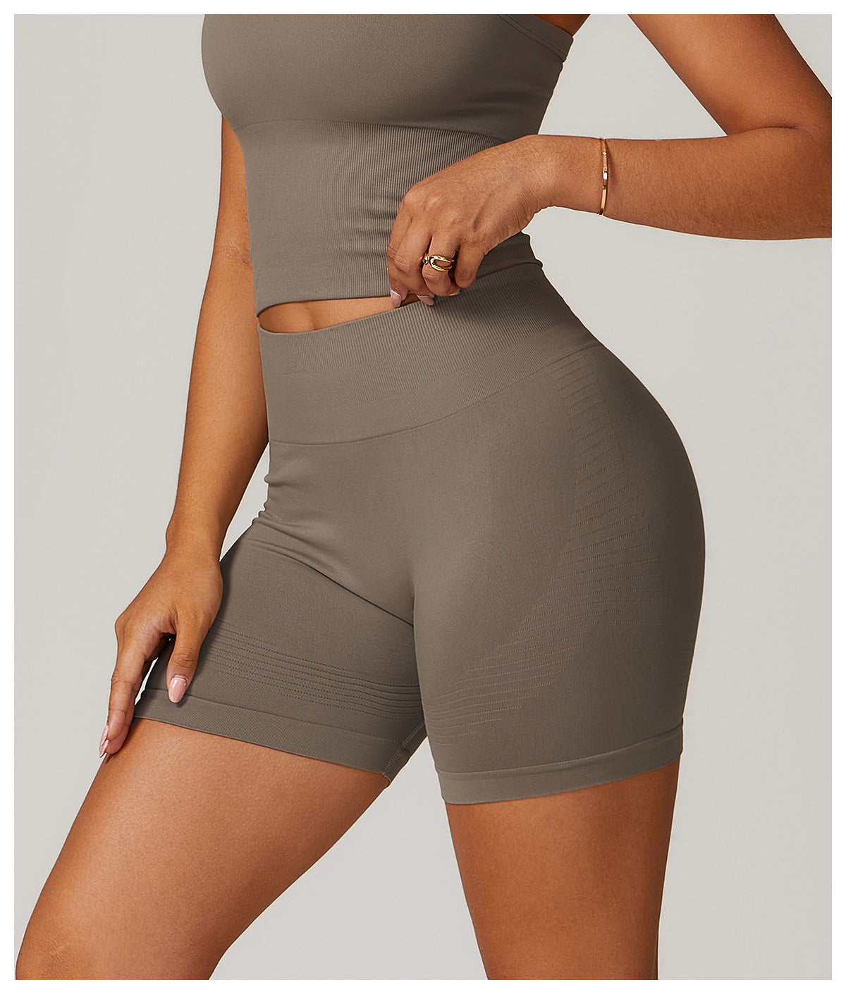 Sollinarry Seamless Tight High Waist Yoga Shorts Peach Hip Women Hip Lifting Fitness Shorts Outdoor Running Shorts