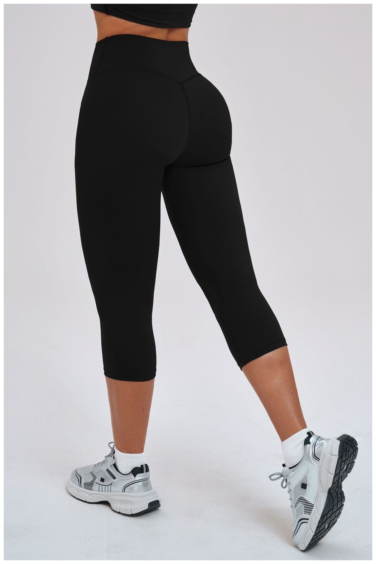 Brushed Yoga Knee Length Pants High Waist Tight Slimming Sports Pirate Shorts Running Outdoors Workout Clothes for Women
