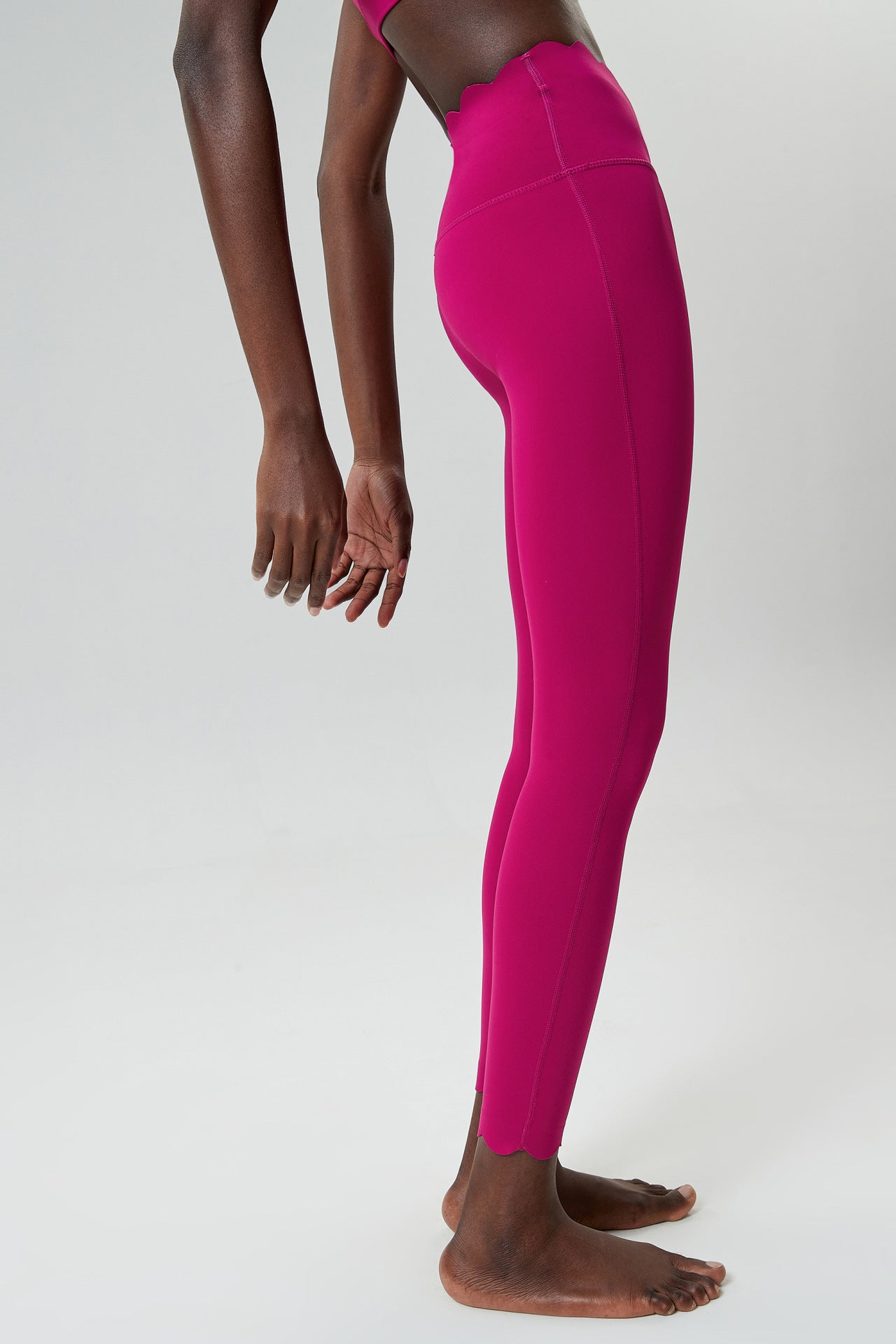 Small Wave Liquid Glue Yoga Pants Women High Waist Flat Stomach Sports Fitness Tight Trousers Quick Drying Leggings