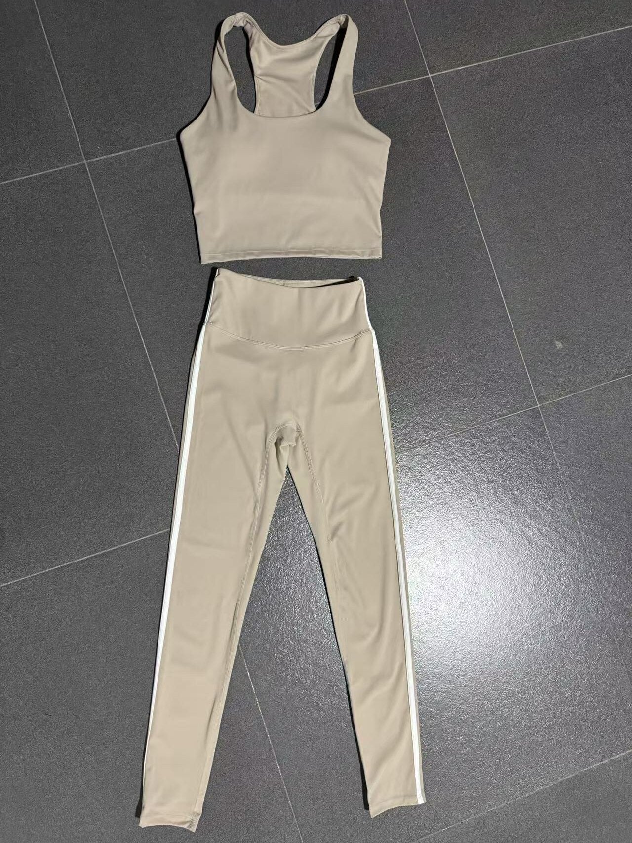 Nude Feel Yoga Suit High Waist Tight Yoga Clothes Women Quick Drying Running Outdoors Sports Fitness Clothes Two Piece Set