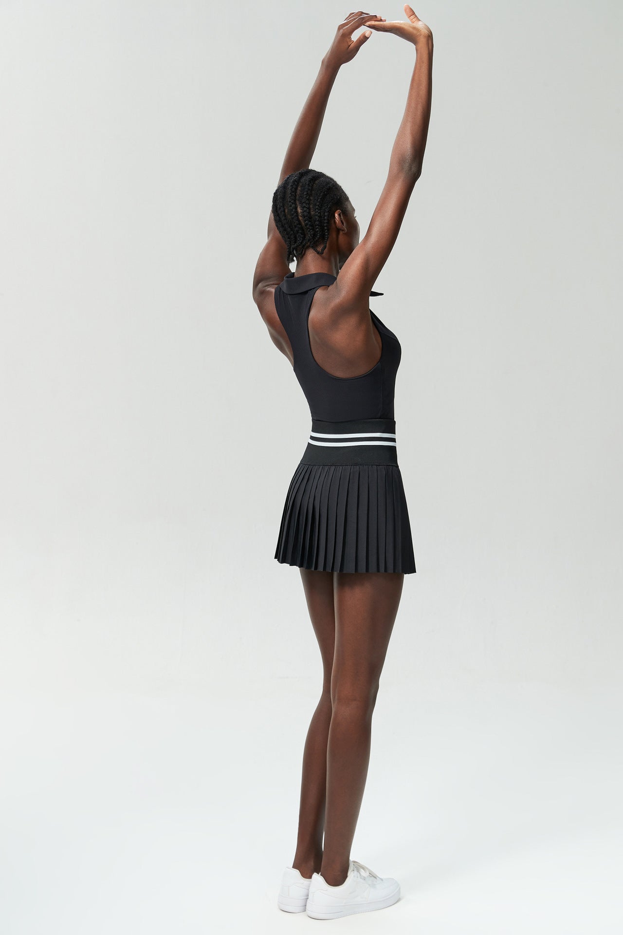 Sports Fitness Tennis Skirt Set Women Anti Exposure Quick Drying with Chest Pad V neck Yoga Clothes Two Piece Set
